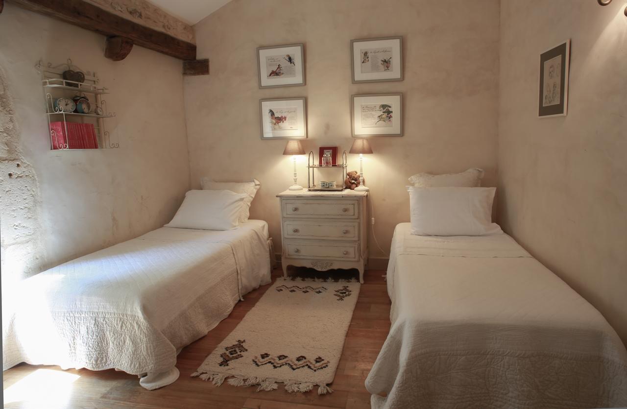 Le Manoir De Beauregard Bed & Breakfast Clermont-de-Beauregard Exterior photo