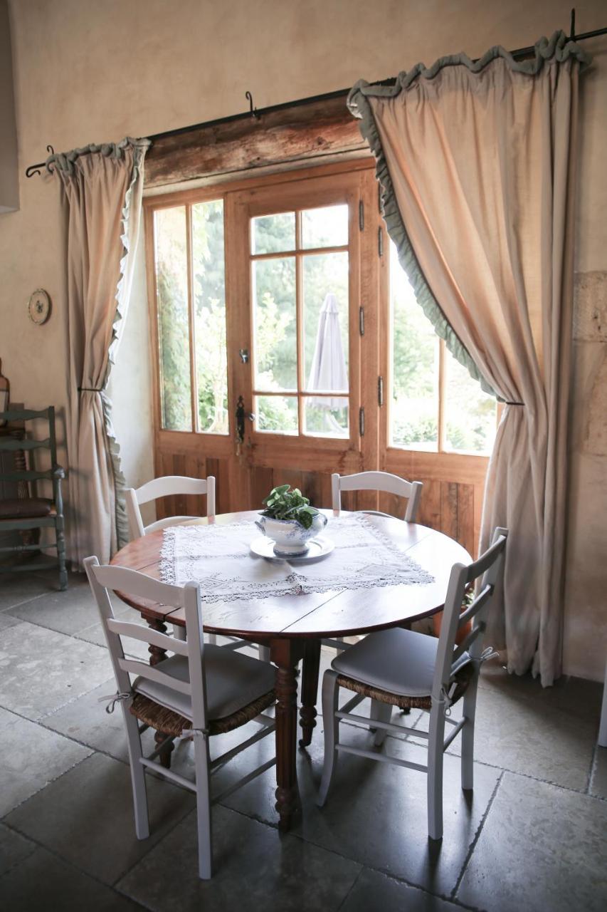 Le Manoir De Beauregard Bed & Breakfast Clermont-de-Beauregard Exterior photo