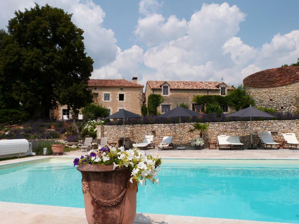 Le Manoir De Beauregard Bed & Breakfast Clermont-de-Beauregard Exterior photo